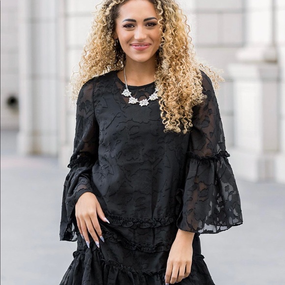 HEIRESS Of Them All Silver Necklace - Picture 4 of 4